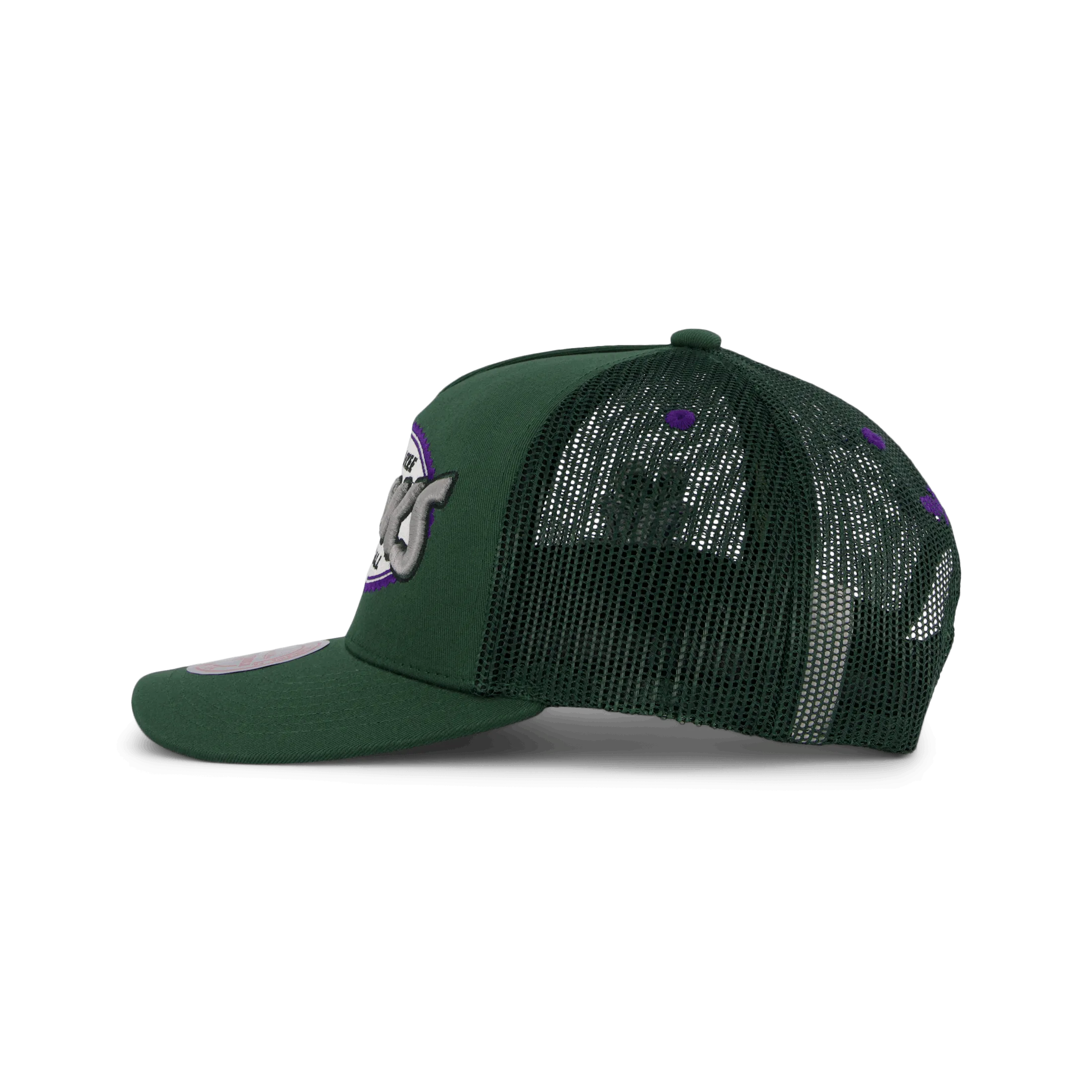 Bucks Team Seal Trucker HWC