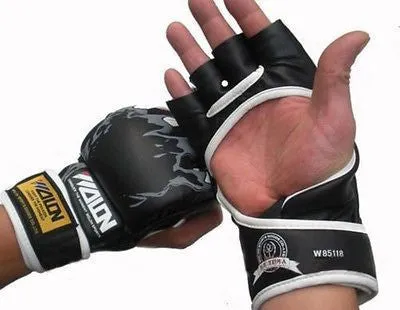 MMA boxing gloves / extension wrist leather / MMA half fighting Boxing Gloves/Competition Training Gloves