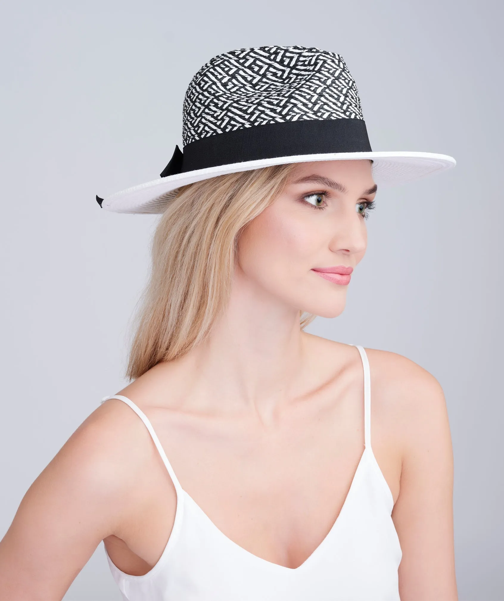 Taylor Hat - Whitel/Black